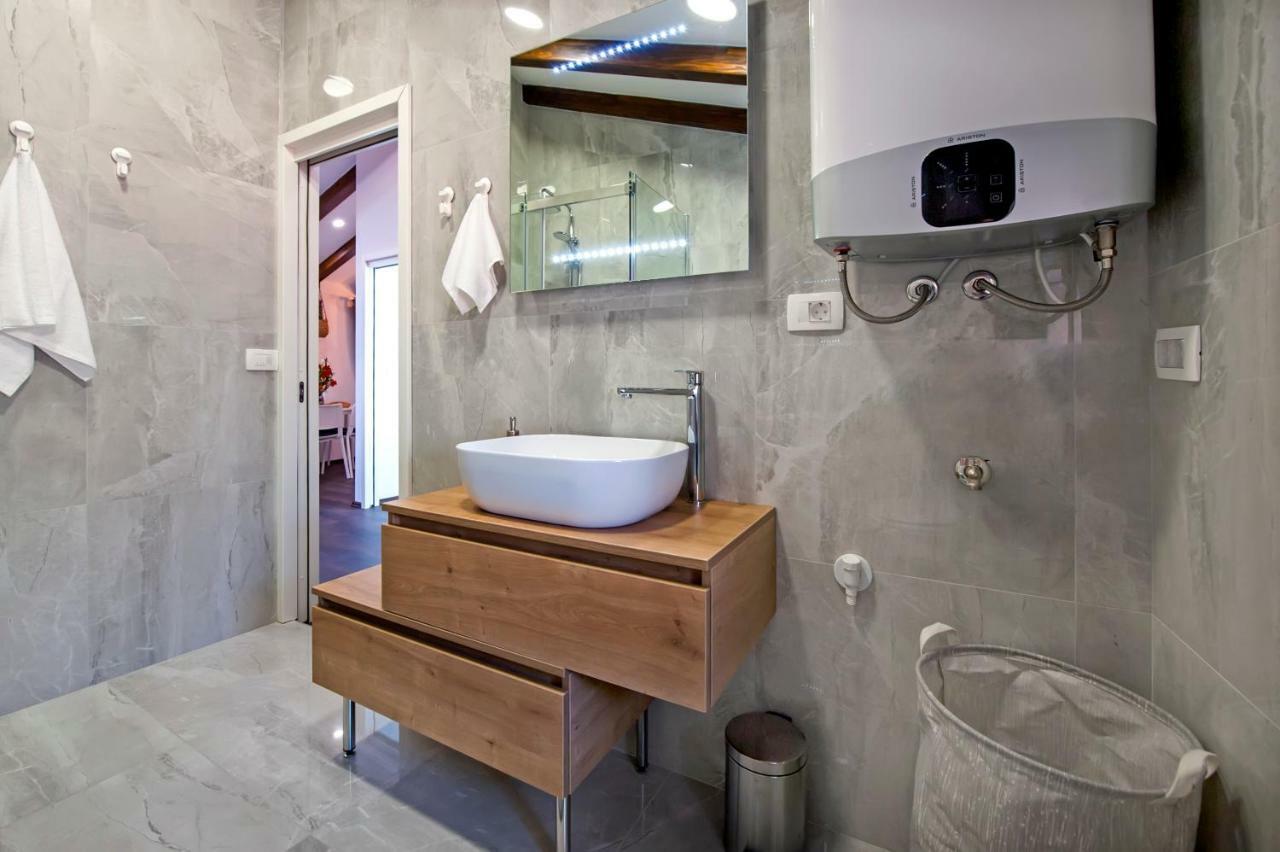 Apartamento The Attic Rovinj Exterior foto
